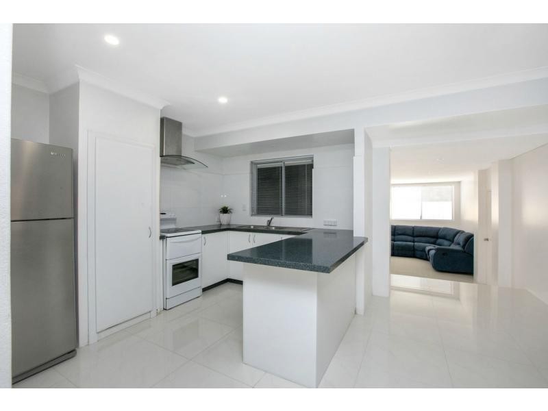 2 Sentron Place, Merriwa WA 6030