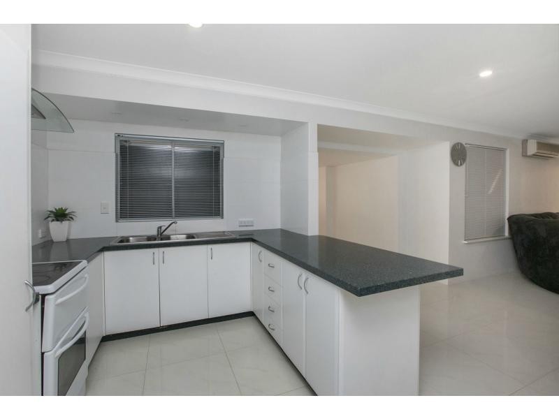 2 Sentron Place, Merriwa WA 6030