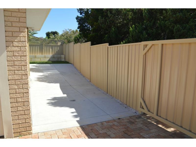 2 Sentron Place, Merriwa WA 6030