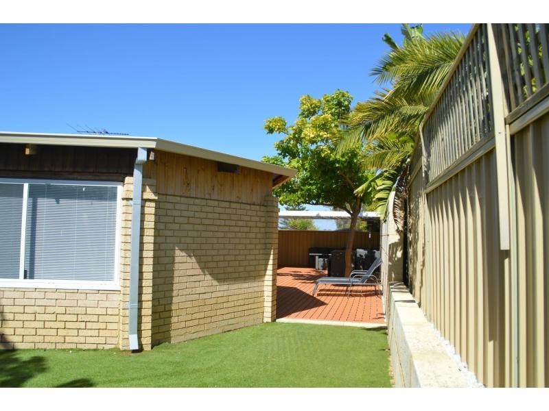 2 Sentron Place, Merriwa WA 6030