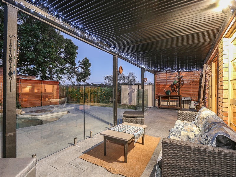 14 Anzac Terrace, Bassendean WA 6054