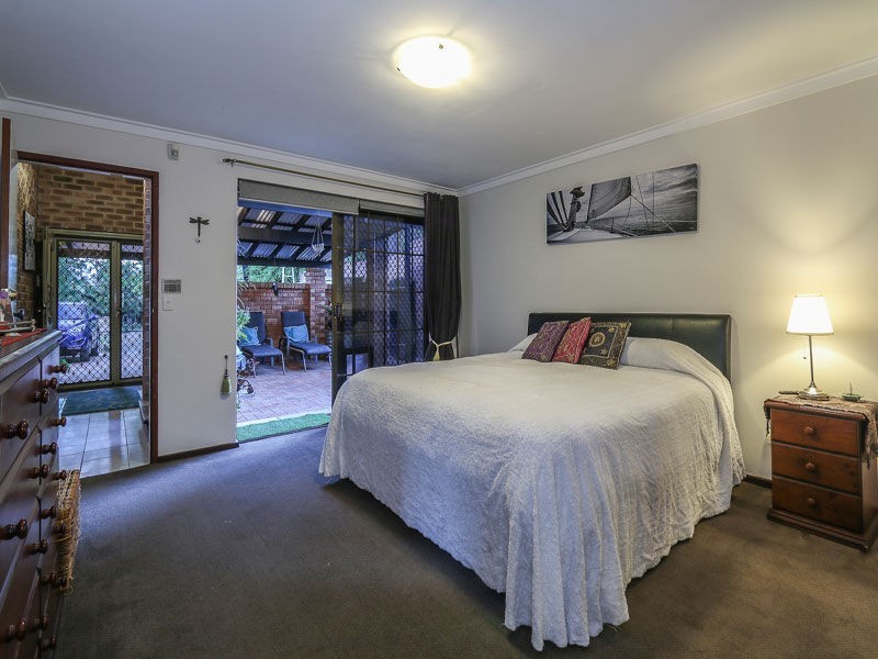 14 Anzac Terrace, Bassendean WA 6054