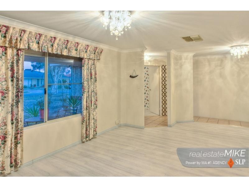 12 Winchester Place, Ballajura WA 6066