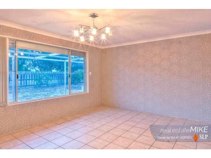 12 Winchester Place, Ballajura WA 6066