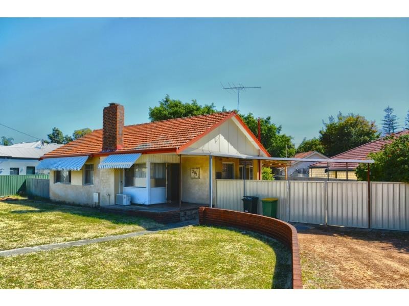 381 Hardey Road, Cloverdale WA 6105