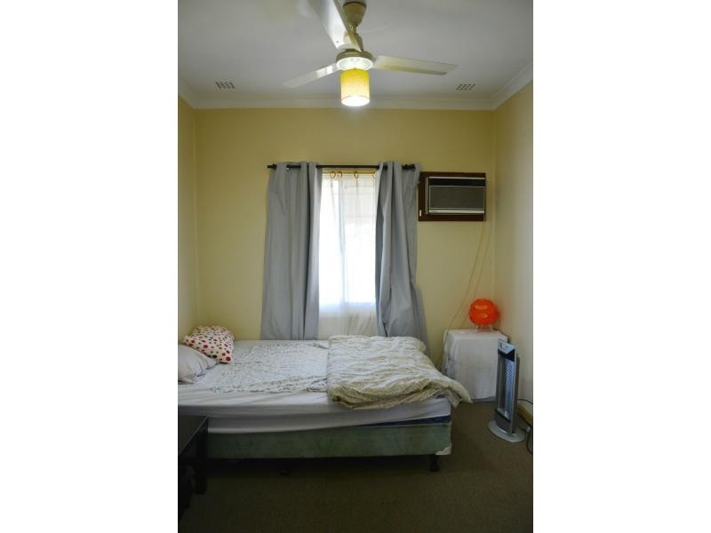 381 Hardey Road, Cloverdale WA 6105