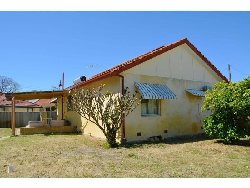 381 Hardey Road, Cloverdale WA 6105