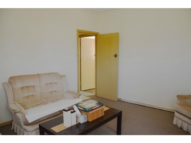 381 Hardey Road, Cloverdale WA 6105