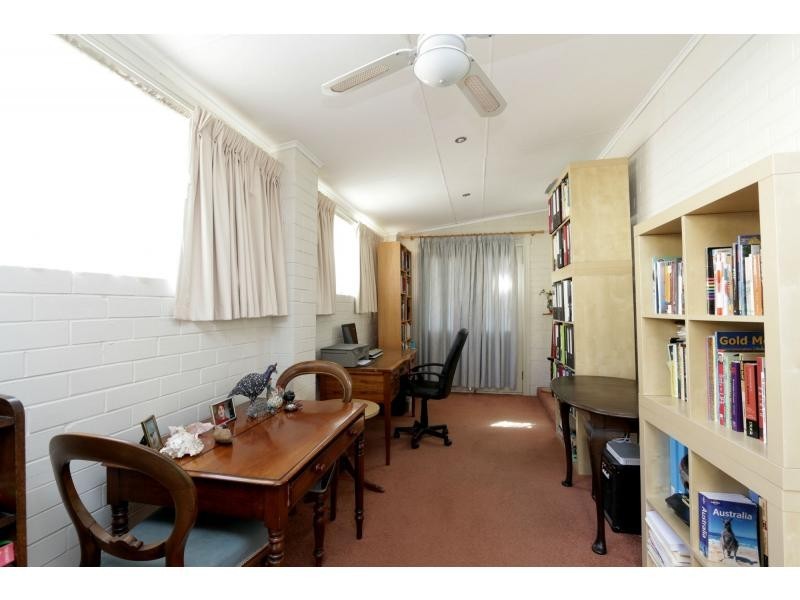 115 Tribute Street East, Riverton WA 6148