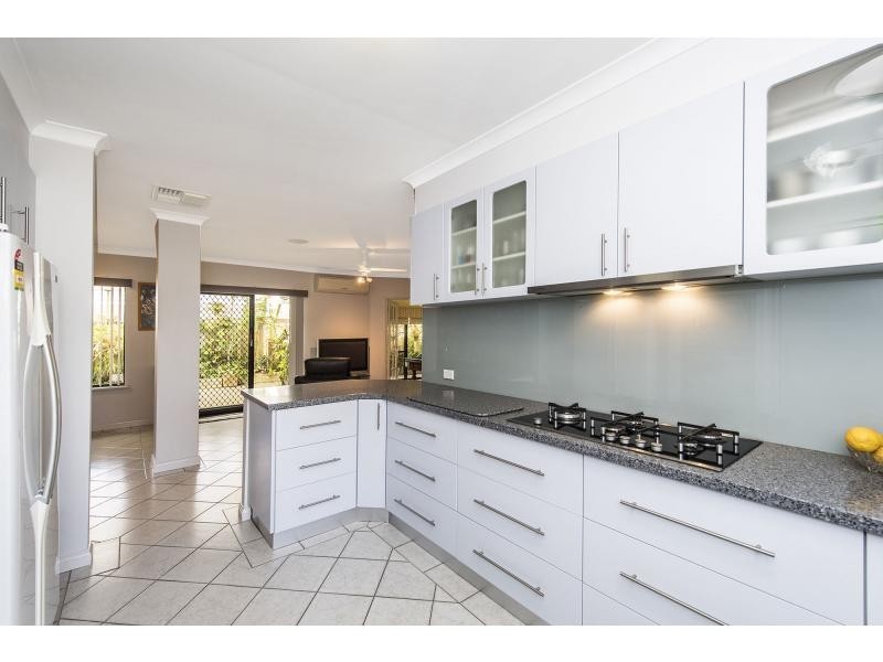 17 Warner Court, Manning WA 6152