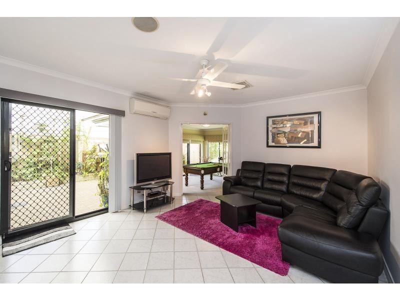 17 Warner Court, Manning WA 6152