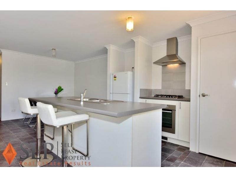 5 Minikin Drive, Aveley WA 6069