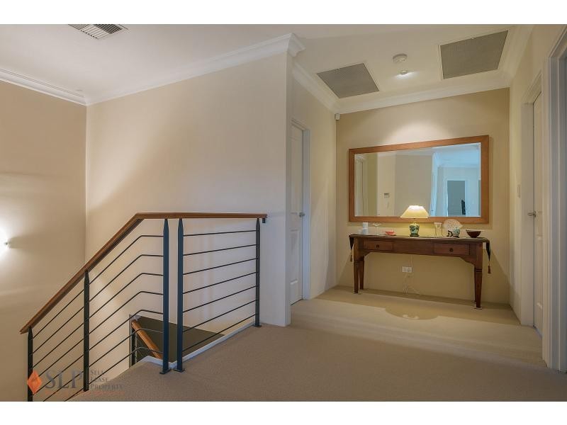 16 Glen Iris Drive, Jandakot WA 6164