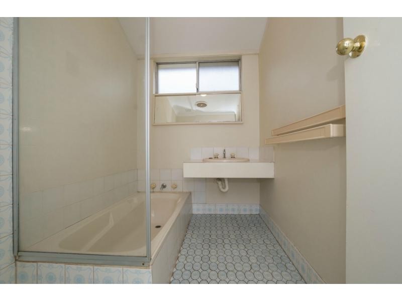 24A Loughton Way, Balga WA 6061