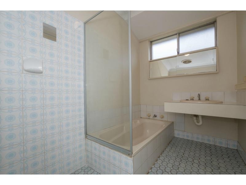 24A Loughton Way, Balga WA 6061