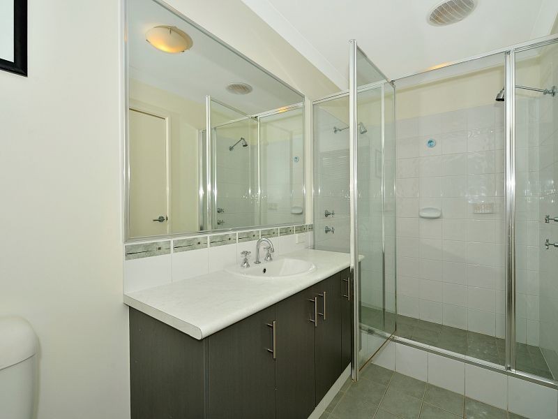 19 Broadstone Vista, Meadow Springs WA 6210