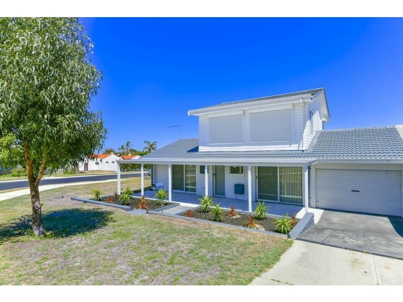 11 Otway Place, Shoalwater WA 6169