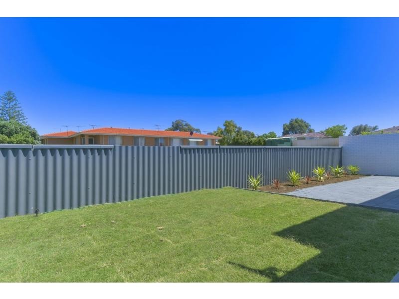 11 Otway Place, Shoalwater WA 6169