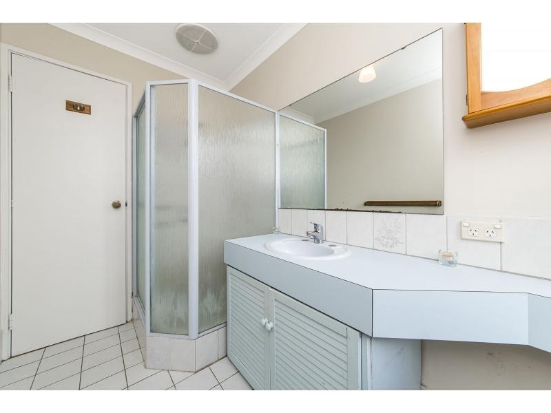 8 Oakwood Court, Beechboro WA 6063