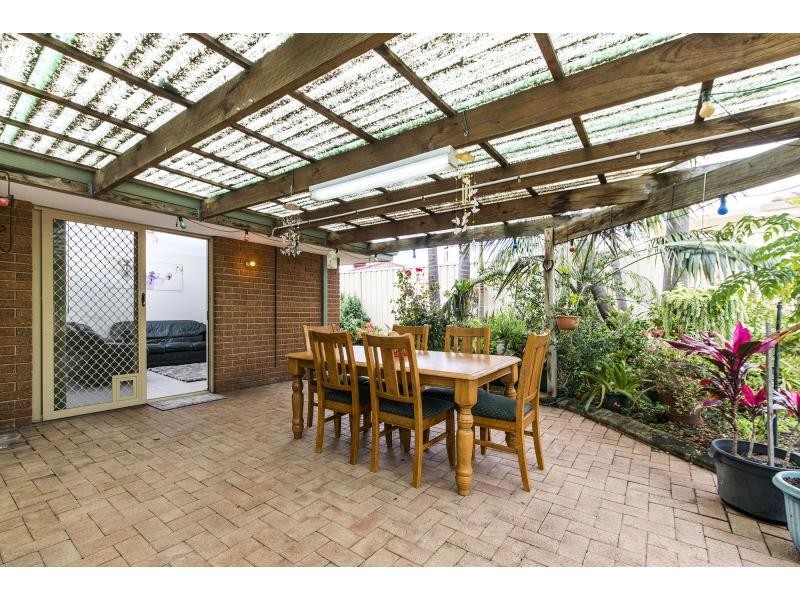 8 Oakwood Court, Beechboro WA 6063