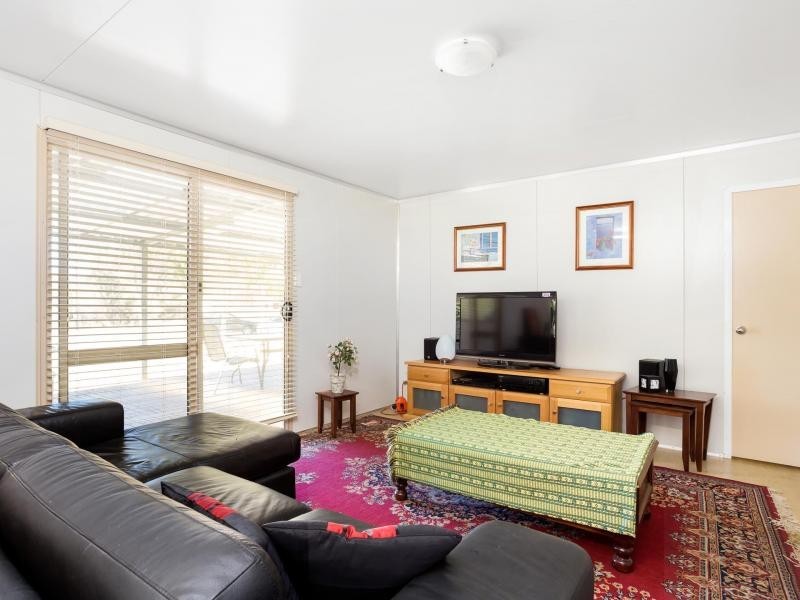 7 Follington Place, Banjup WA 6164