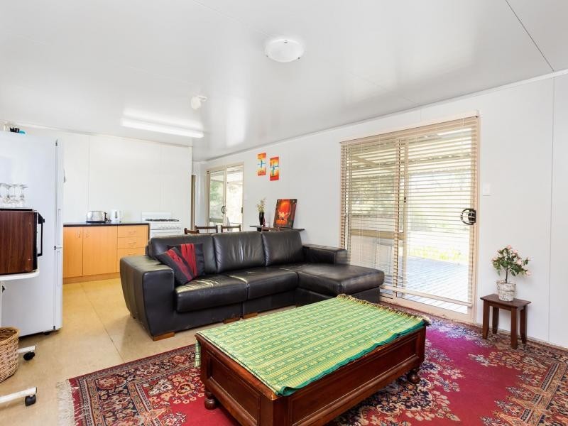 7 Follington Place, Banjup WA 6164