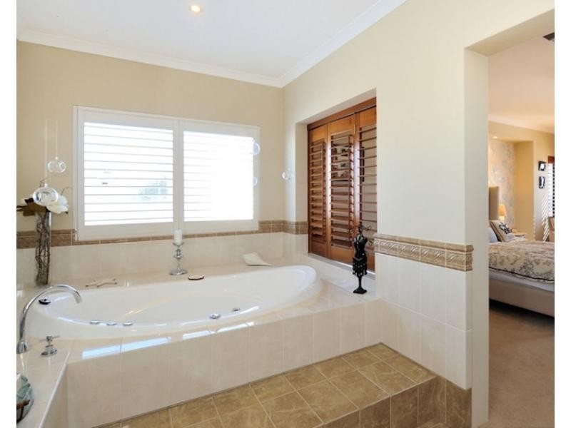 17 Australis Circle, Wannanup WA 6210