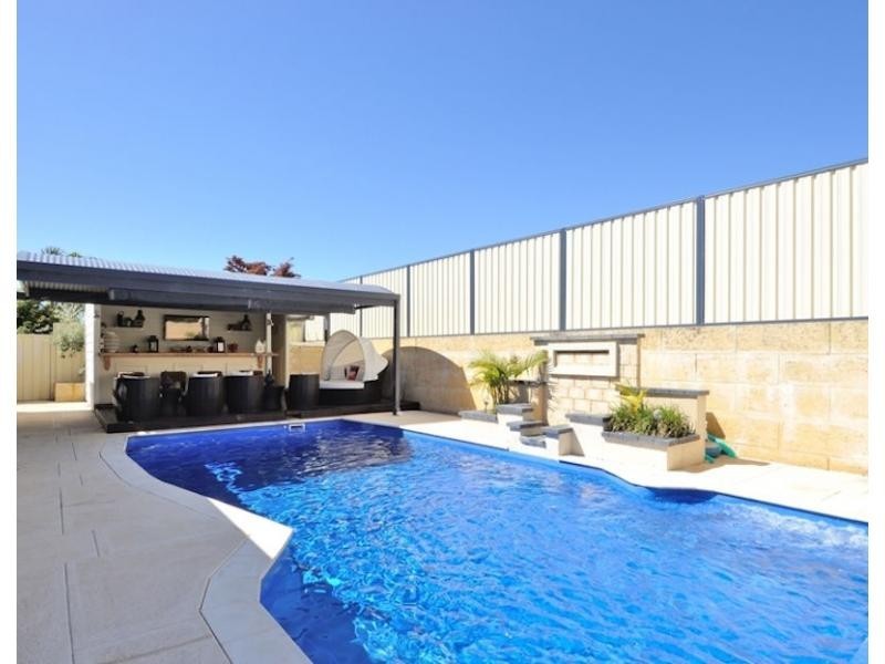 17 Australis Circle, Wannanup WA 6210