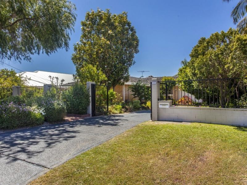 11 Windich Road, Bull Creek WA 6149