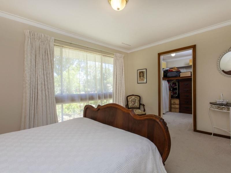 11 Windich Road, Bull Creek WA 6149