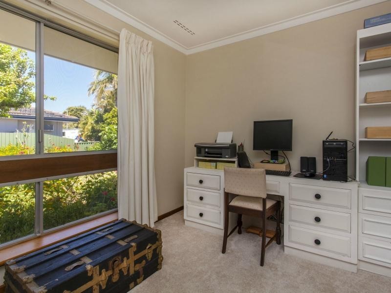 11 Windich Road, Bull Creek WA 6149