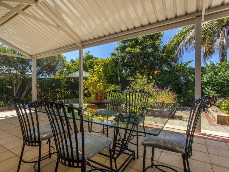 11 Windich Road, Bull Creek WA 6149