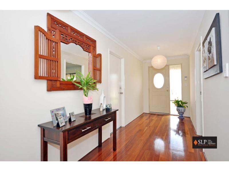 22 Cowra Turn, Aveley WA 6069