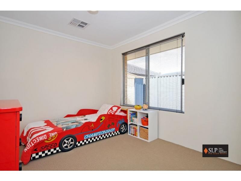 22 Cowra Turn, Aveley WA 6069