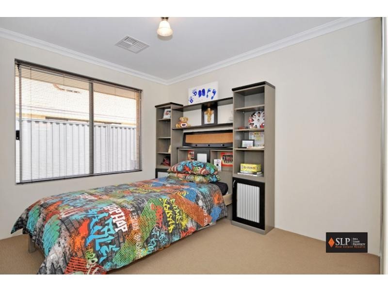 22 Cowra Turn, Aveley WA 6069