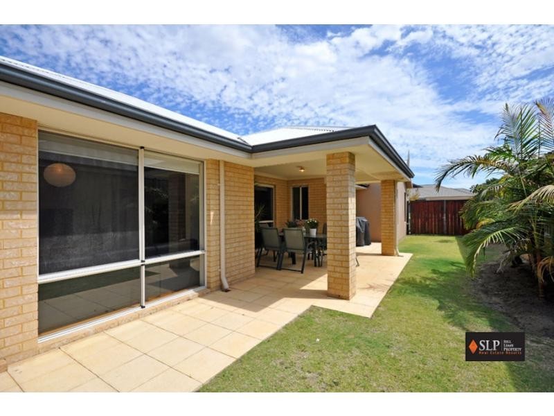 22 Cowra Turn, Aveley WA 6069