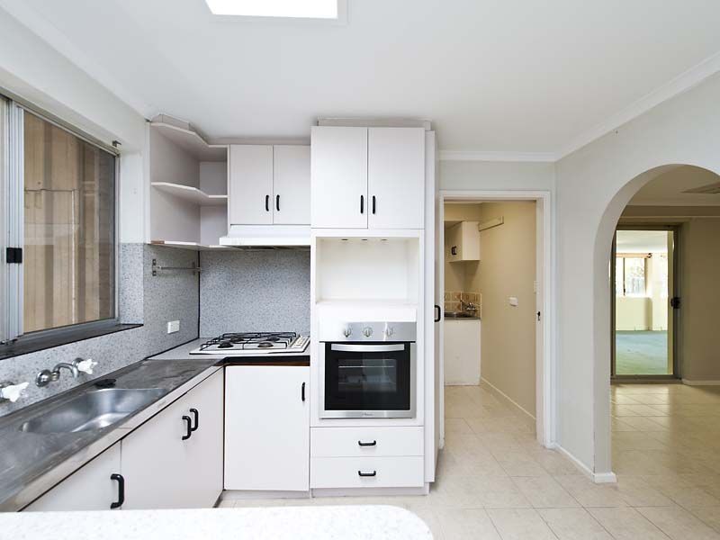 10 Agati Place, Forrestfield WA 6058