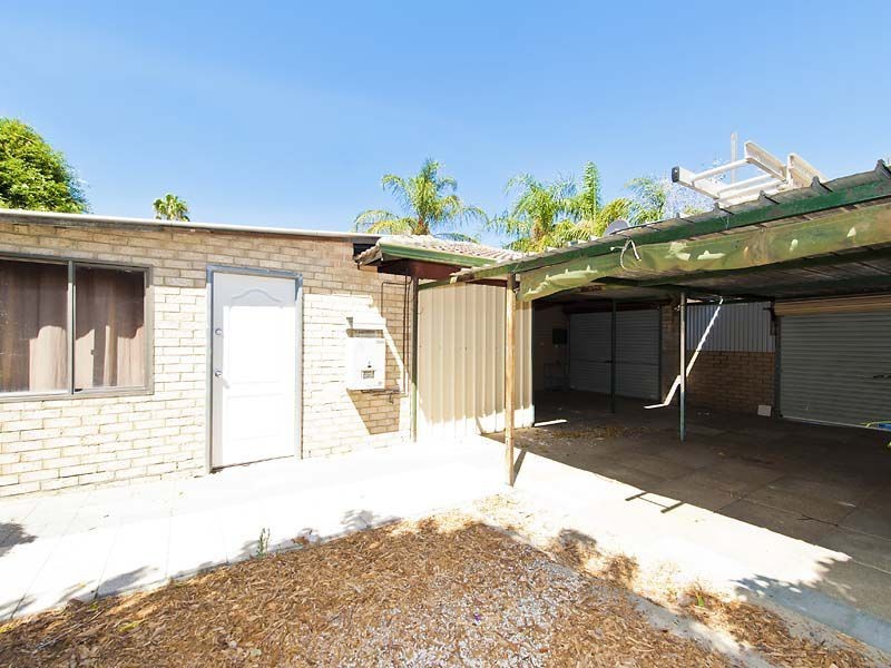 10 Agati Place, Forrestfield WA 6058