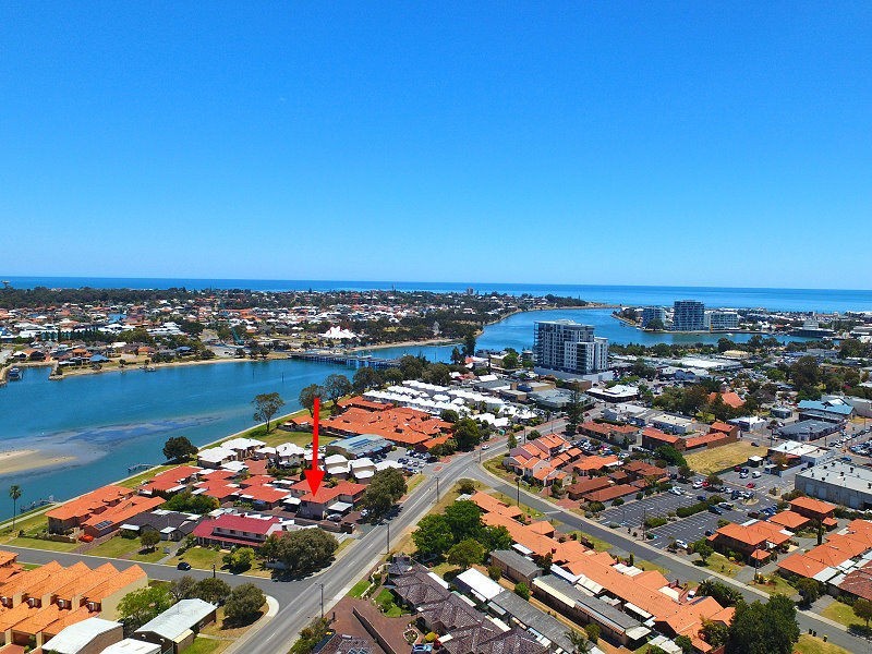 17/11 Leslie Street, Dudley Park WA 6210