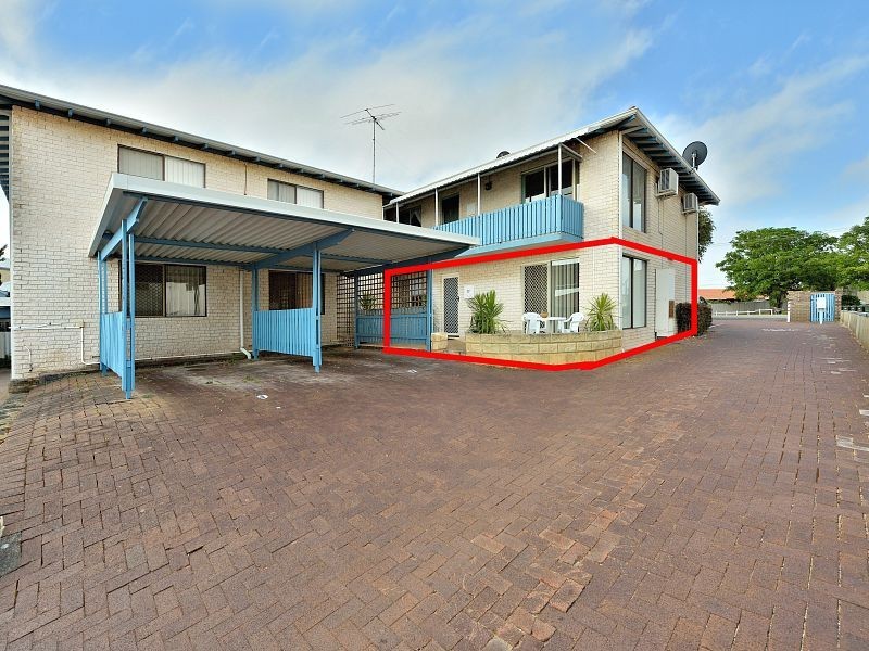 17/11 Leslie Street, Dudley Park WA 6210