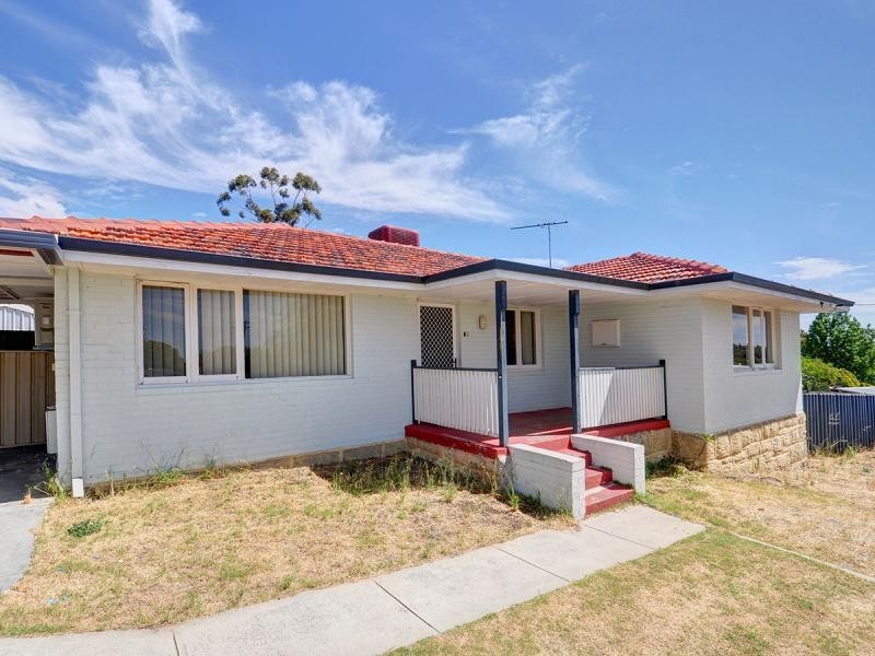 16 Keeley Way, Girrawheen WA 6064