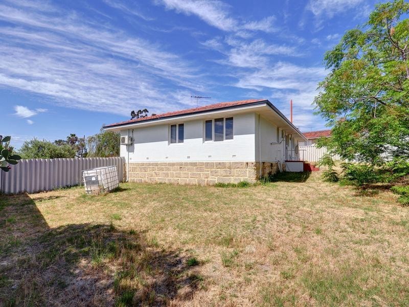 16 Keeley Way, Girrawheen WA 6064