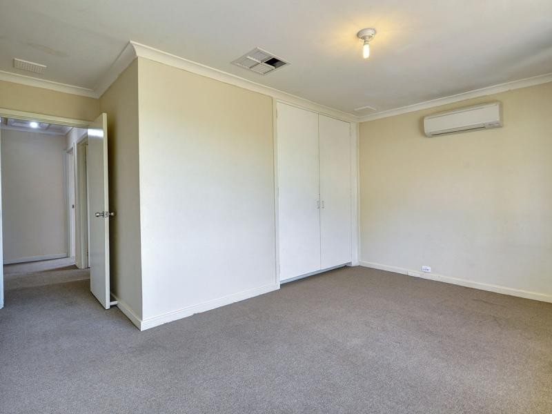 16 Keeley Way, Girrawheen WA 6064
