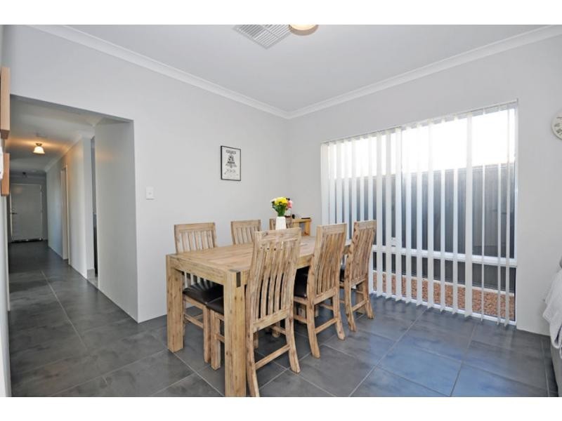 4 Kabuki View, Aveley WA 6069