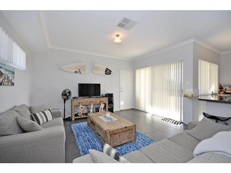 4 Kabuki View, Aveley WA 6069