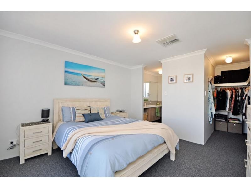 4 Kabuki View, Aveley WA 6069