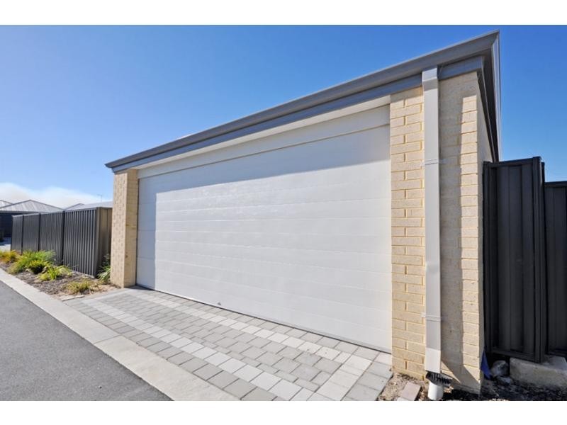 4 Kabuki View, Aveley WA 6069