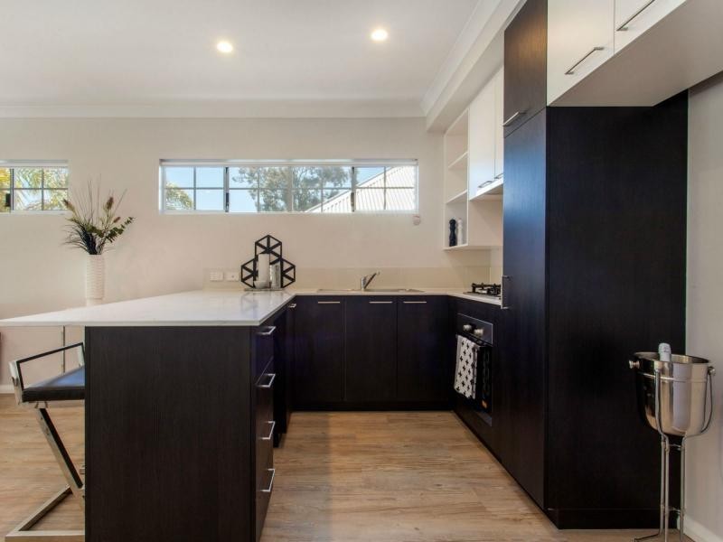 18 Stuart Street, Maylands WA 6051