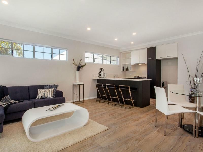 18 Stuart Street, Maylands WA 6051