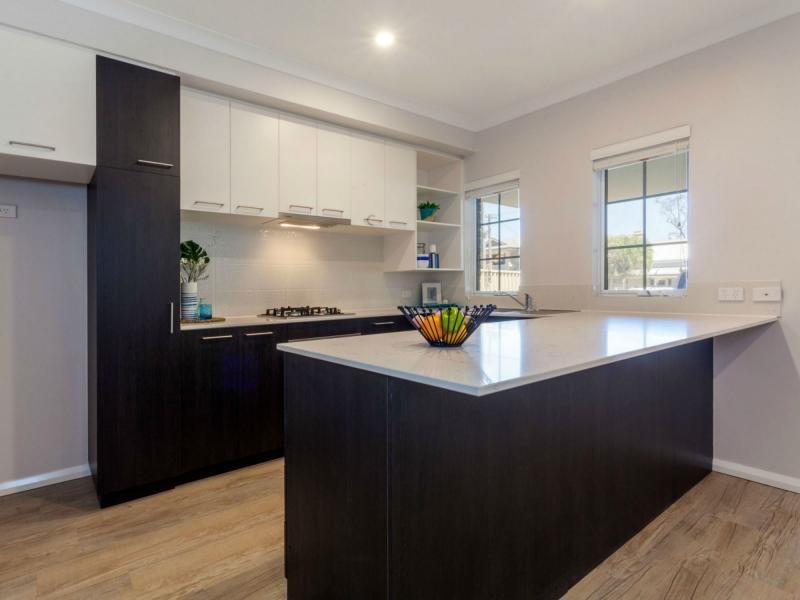 18 Stuart Street, Maylands WA 6051
